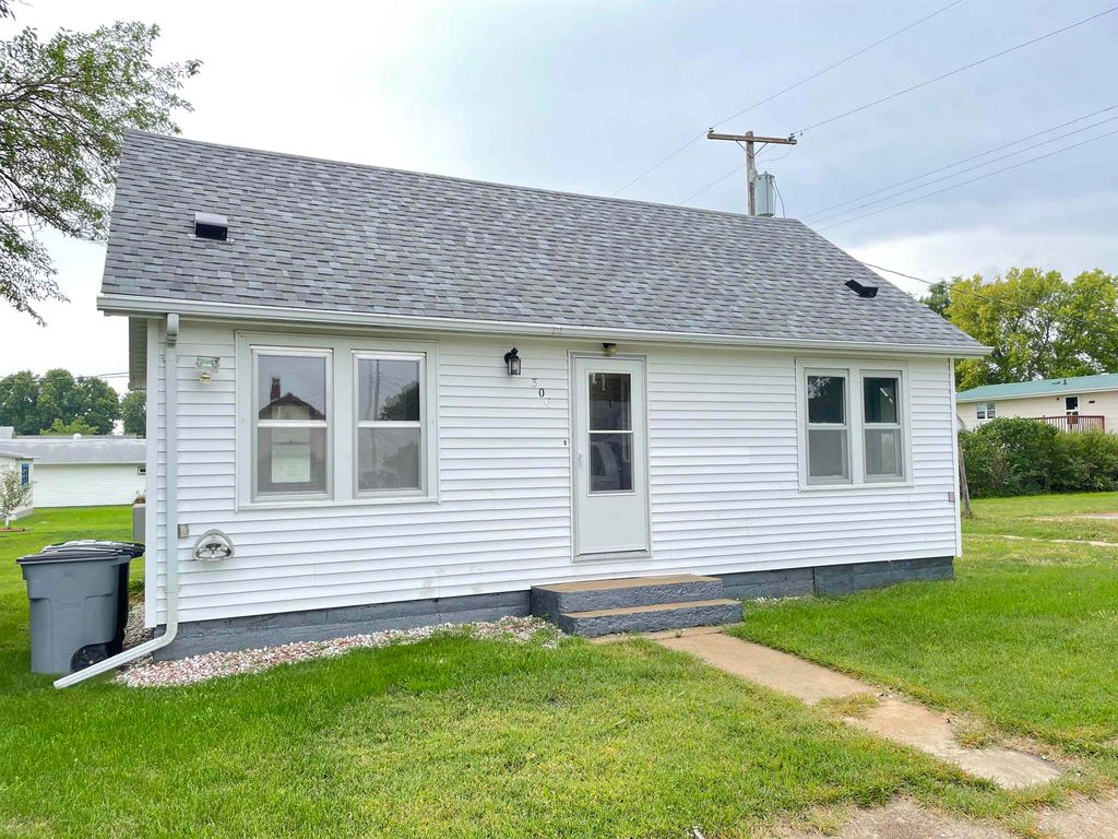 306 E Florence St, Bassett, NE 68714 See Est. Value, Schools & More