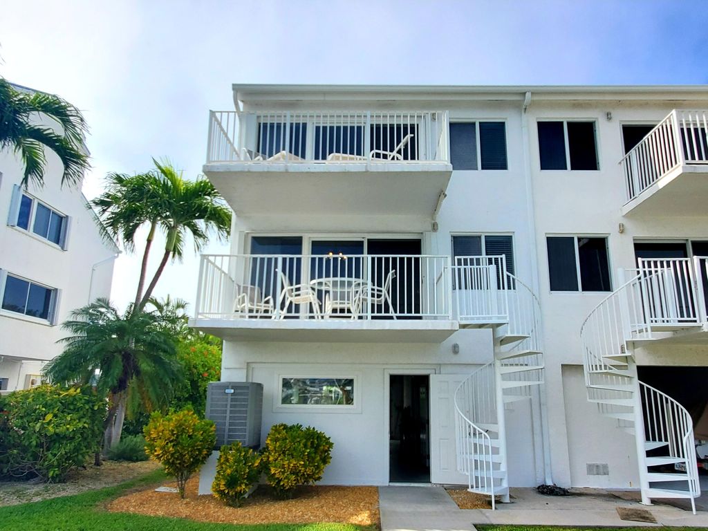 95 Coco Plum Dr #5A, Marathon, FL 33050