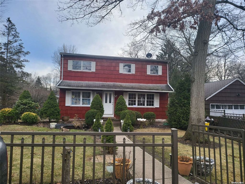 148 E 17th Street, Huntington Station, NY 11746 Trulia