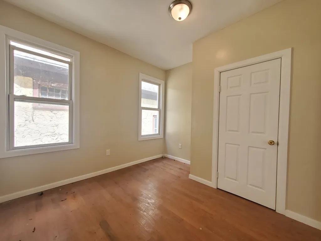 796 S 13th #3 — photo 4 of 6