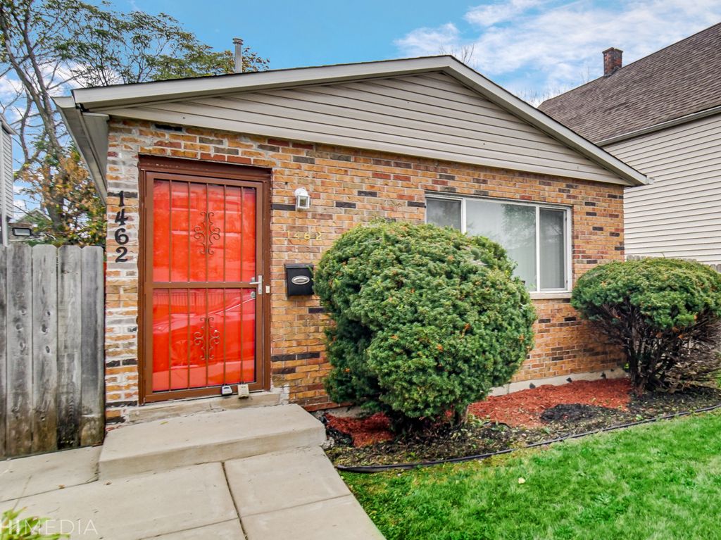 1462 W 74th St, Chicago, IL 60636