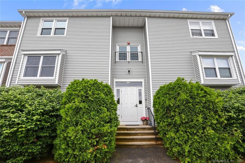 18 Southwind Ln   #18, Milford, CT 06460