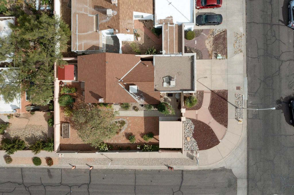 7015 Cisco Rd NW, Albuquerque, NM 87120