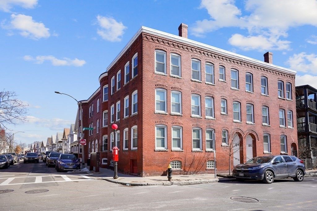 86 Savin Hill Ave #1, Boston, MA 02125