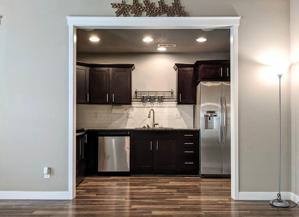 859 W Rontano Ct, Midvale, UT 84047