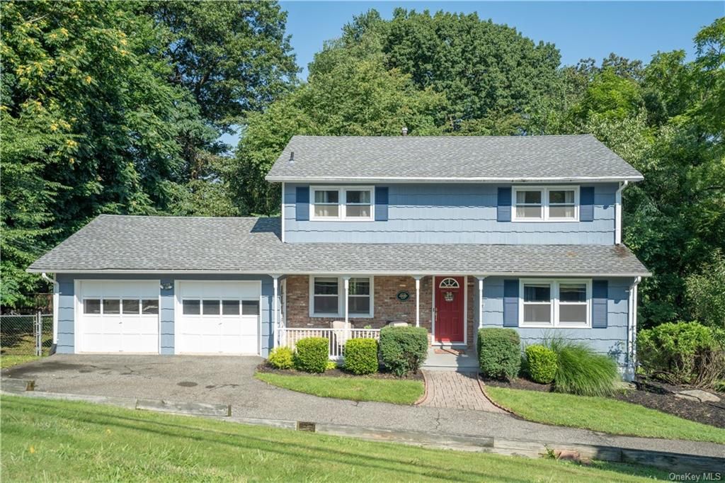 908 Ashland St, Valley Cottage, NY 10989