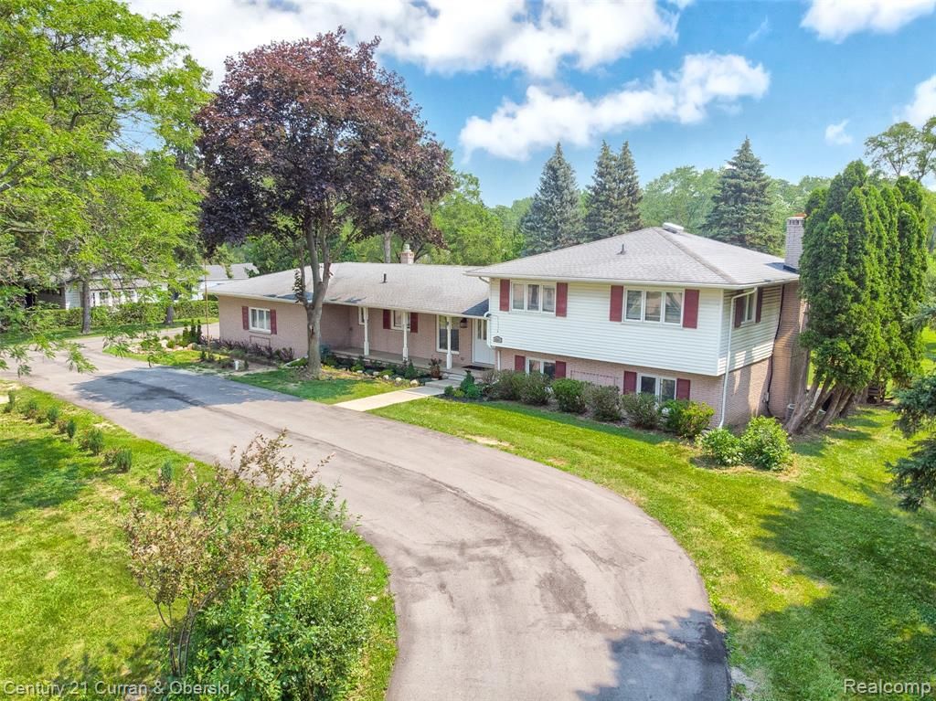 6061 Orchard Lake Rd, West Bloomfield, MI 48322 MLS 2210052994 Trulia