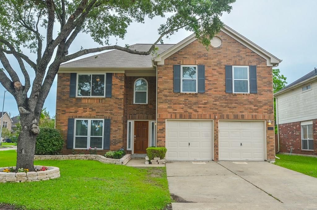 2003 Nashua Dr, Stafford, TX 77477