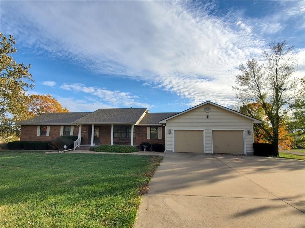 2108 Jayhawk Rd, Fort Scott, KS 66701 Trulia