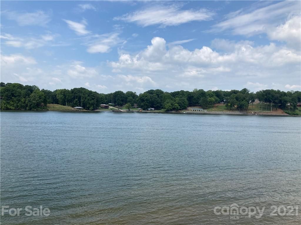 9817 Emerald Point Dr #3, Charlotte, NC 28278