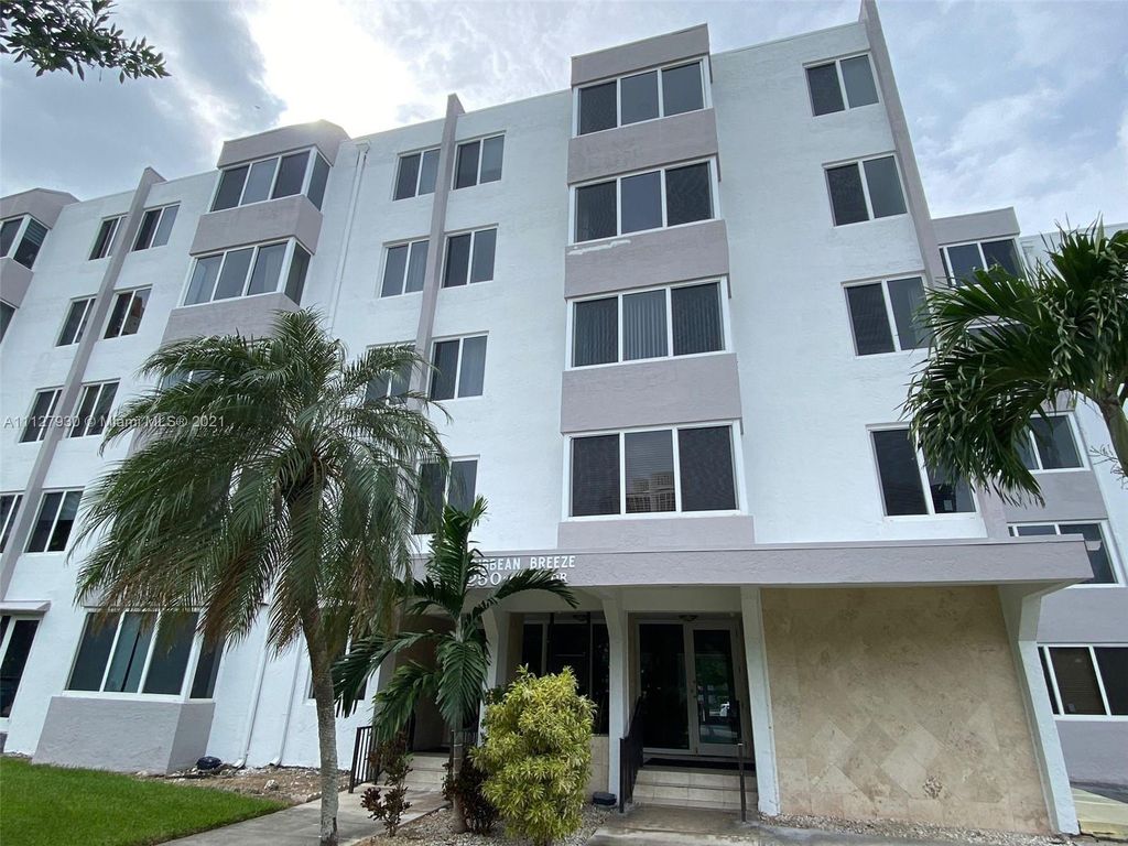 250 180th Dr #255, North Miami Beach, FL 33160