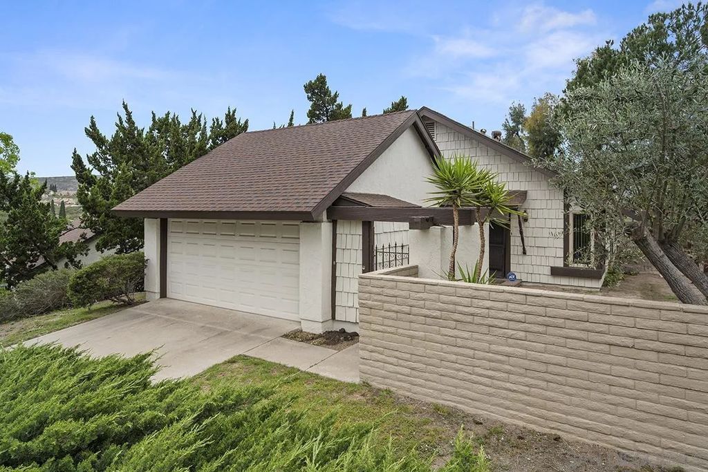 3102 S  Granada Ave, Spring Valley, CA 91977