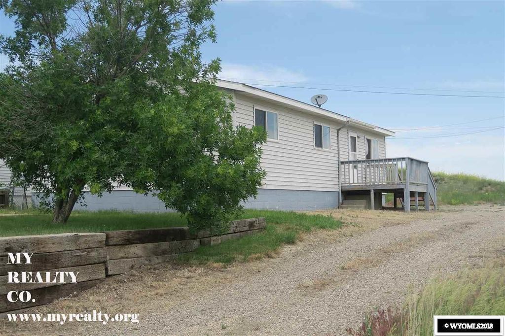 824 Cedar St, Douglas, WY 82633 Trulia