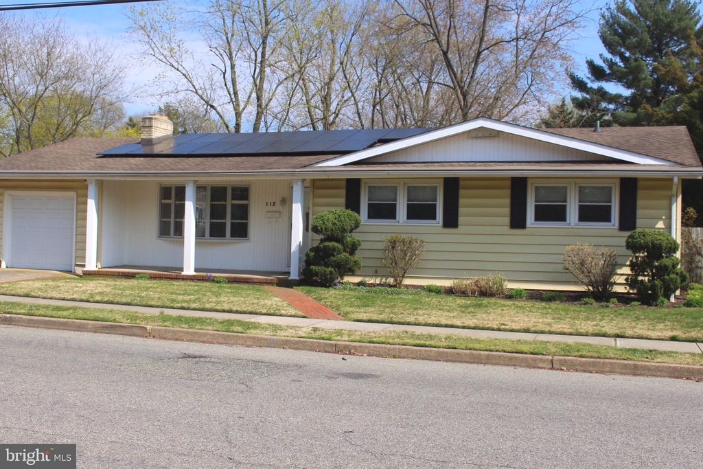 112 N Harvard Rd, Glassboro, NJ 08028