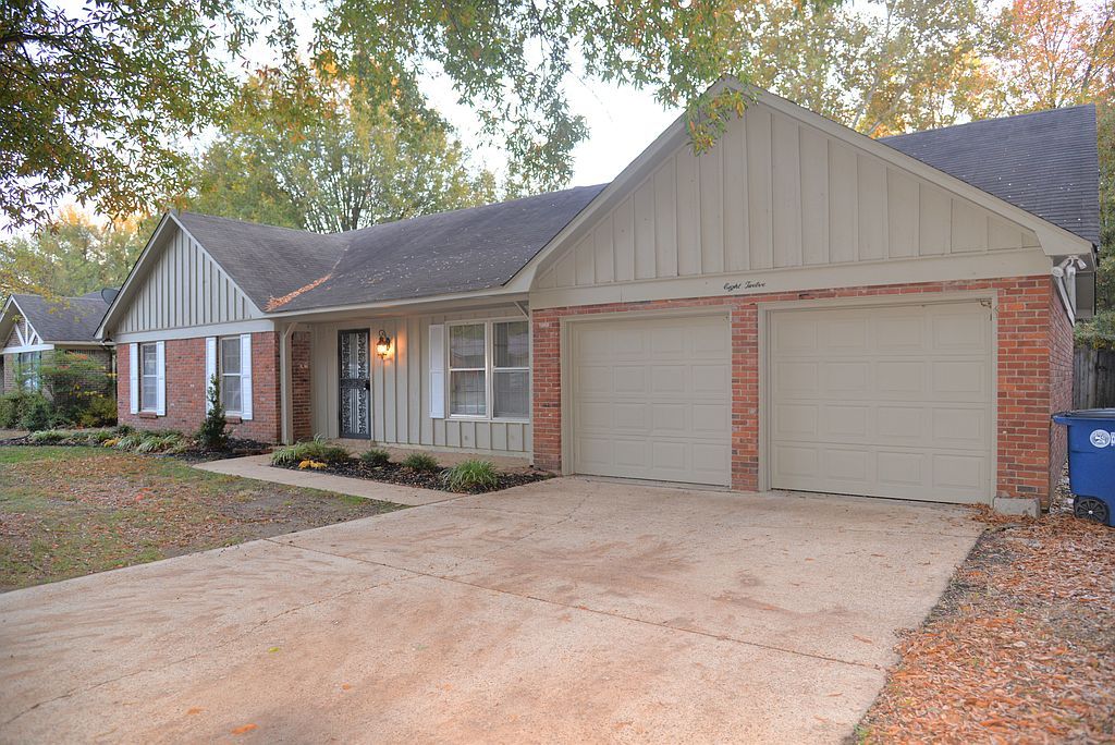 812 Richland Dr, West Memphis, AR 72301