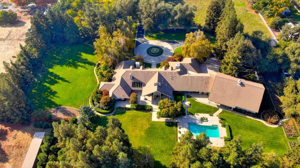 8933 Mackey Rd, Elk Grove, CA 95624 5 Bed, 7 Bath SingleFamily Home