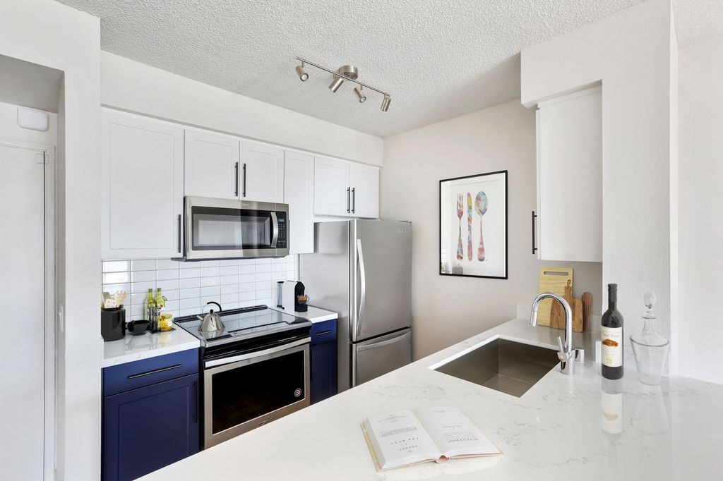 3 Bayside Village Pl #106, San Francisco, CA 94107
