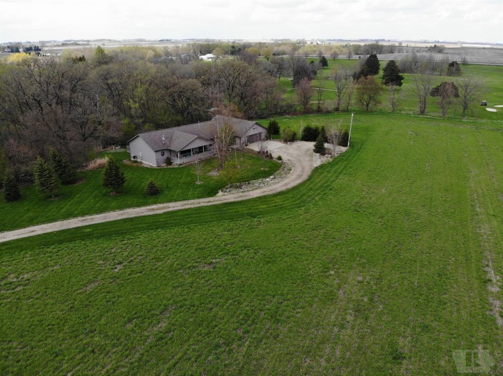 24505 130th St, Iowa Falls, IA 3 Bed, 3 Bath SingleFamily Home 20