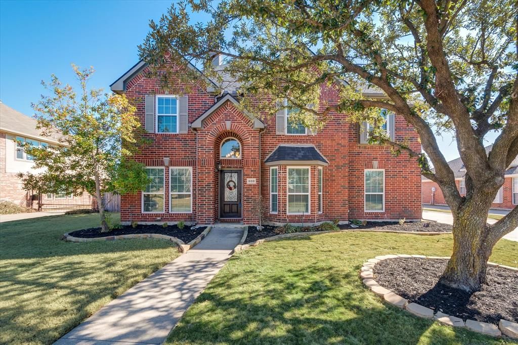 608 Vasey Oak Dr, Keller, TX 76248