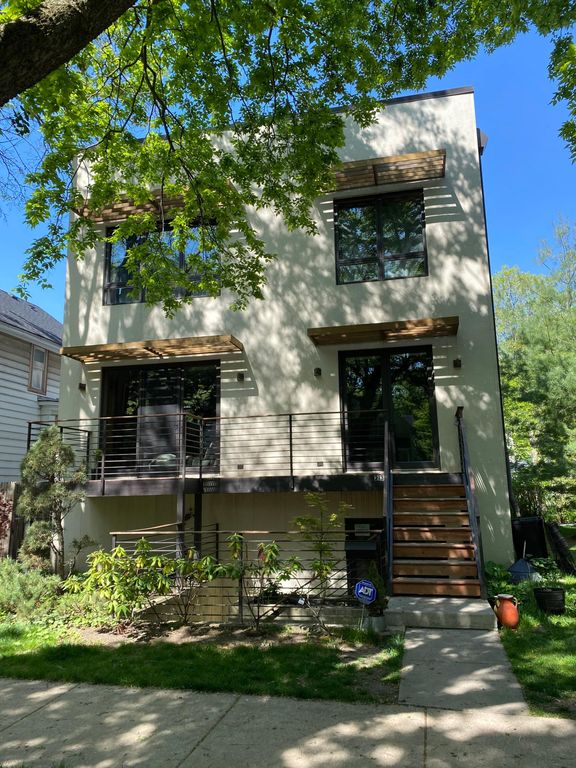 2130 Wesley Ave #1, Evanston, IL 60201