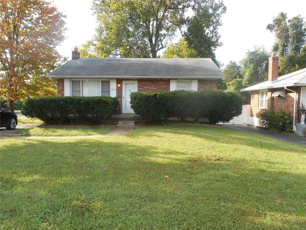 7434 Liberty Ave, Saint Louis, MO 63130