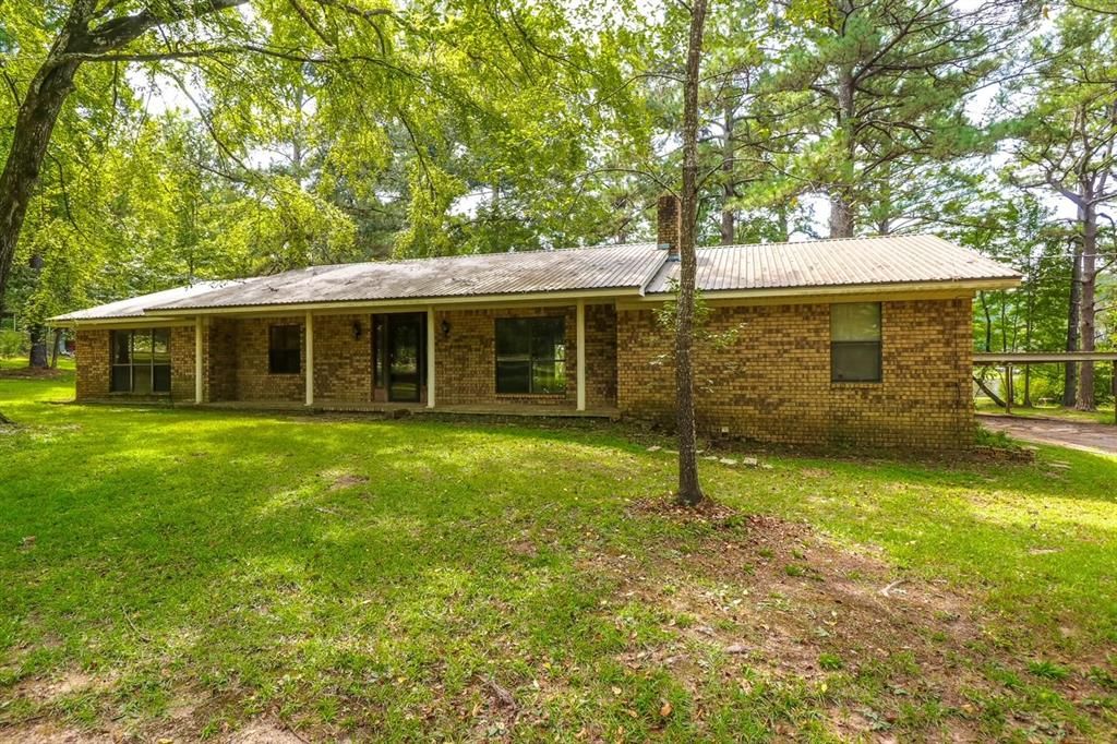 1820 Garden Ct, Marshall, TX 75672