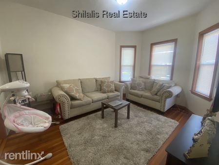 9 Agassiz Ave, Belmont, MA 02478