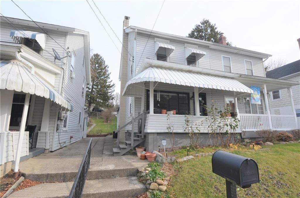 341 1st St, Slatington, PA 18080