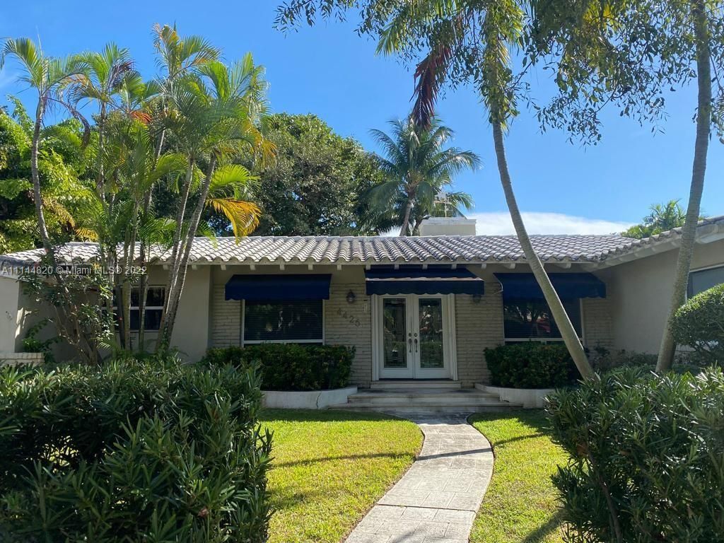 4425 Alton Rd, Miami Beach, FL 33140