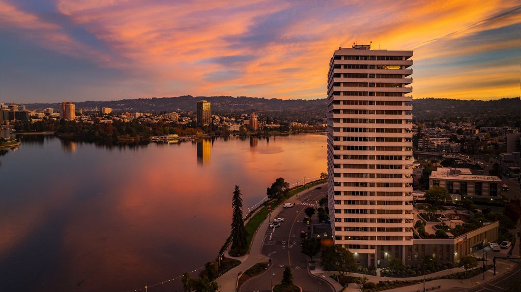 1200 Lakeshore Ave, Oakland, CA 94606