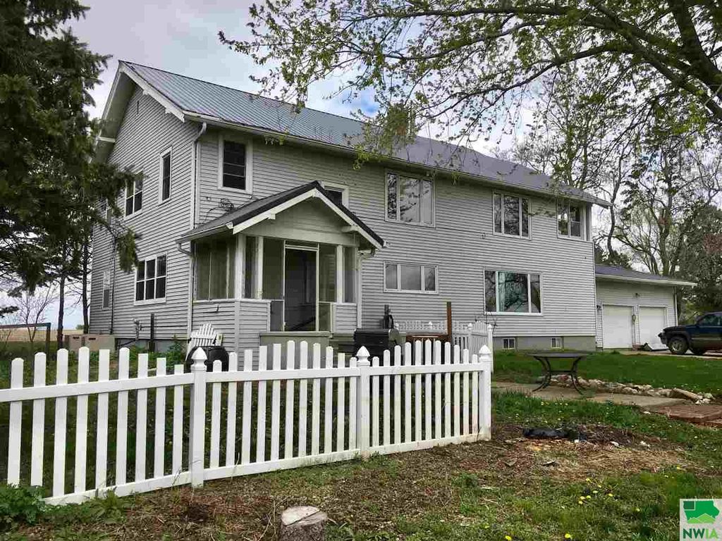 3103 E Main St, Vermillion, SD 57069 Trulia