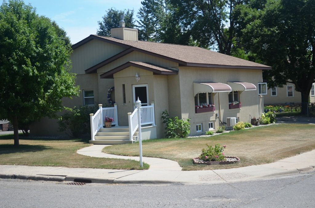 101 E 8th St, Starbuck, MN 56381 Trulia