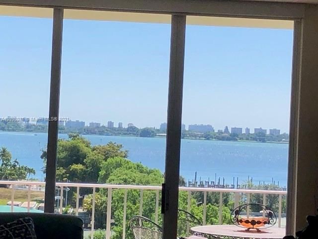 11111 Biscayne Blvd #7F, Miami, FL 33181