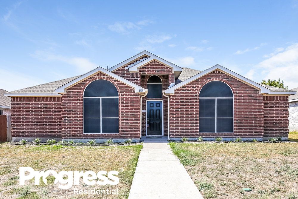 1513 Becky Ln, Lancaster, TX 75134