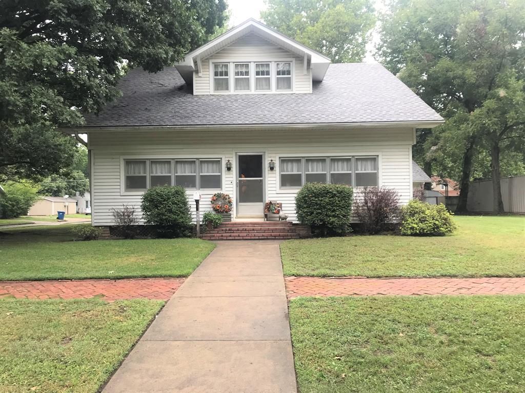602 E 4th St, Cherryvale, KS 67335 Trulia