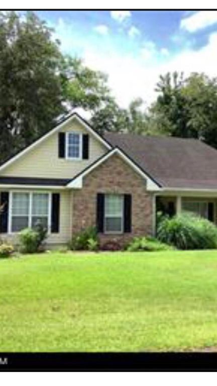 804 Riverview Dr E, Saint Marys, GA 31558