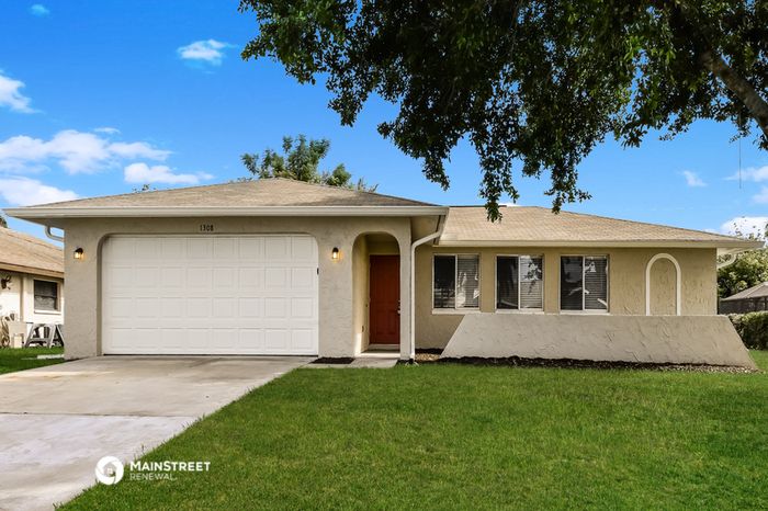 1308 SE 32nd Ter, Cape Coral, FL 33904