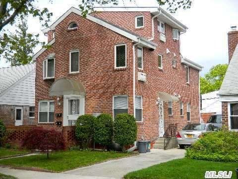 5615 199th St, Fresh Meadows, NY 11365
