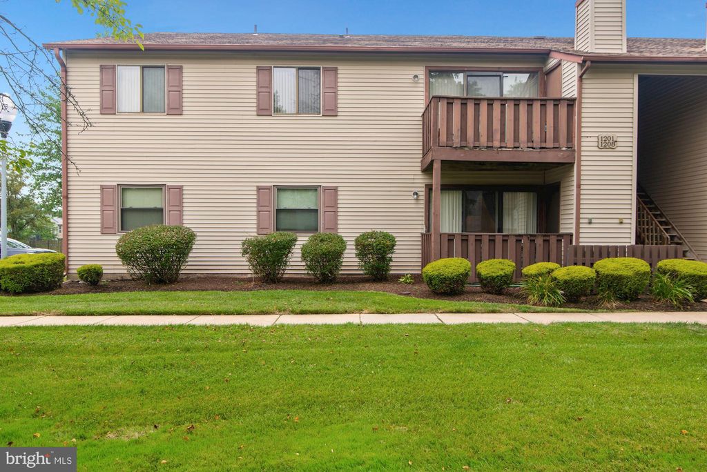 1203 Maresfield Ct, Marlton, NJ 08053