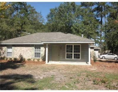 1501 Viola St, Mandeville, LA 70448