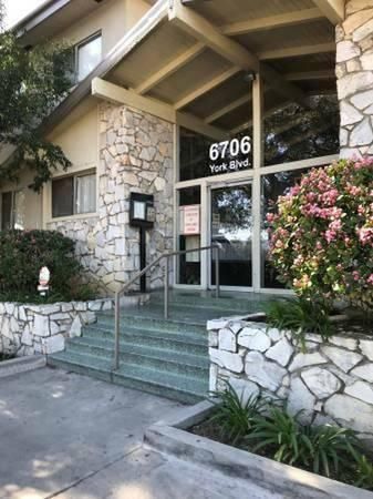 6706 York Blvd #25, Los Angeles, CA 90042