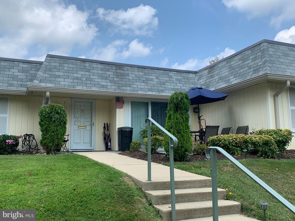 3100 Farnborough Ct #256A, Silver Spring, MD 20906