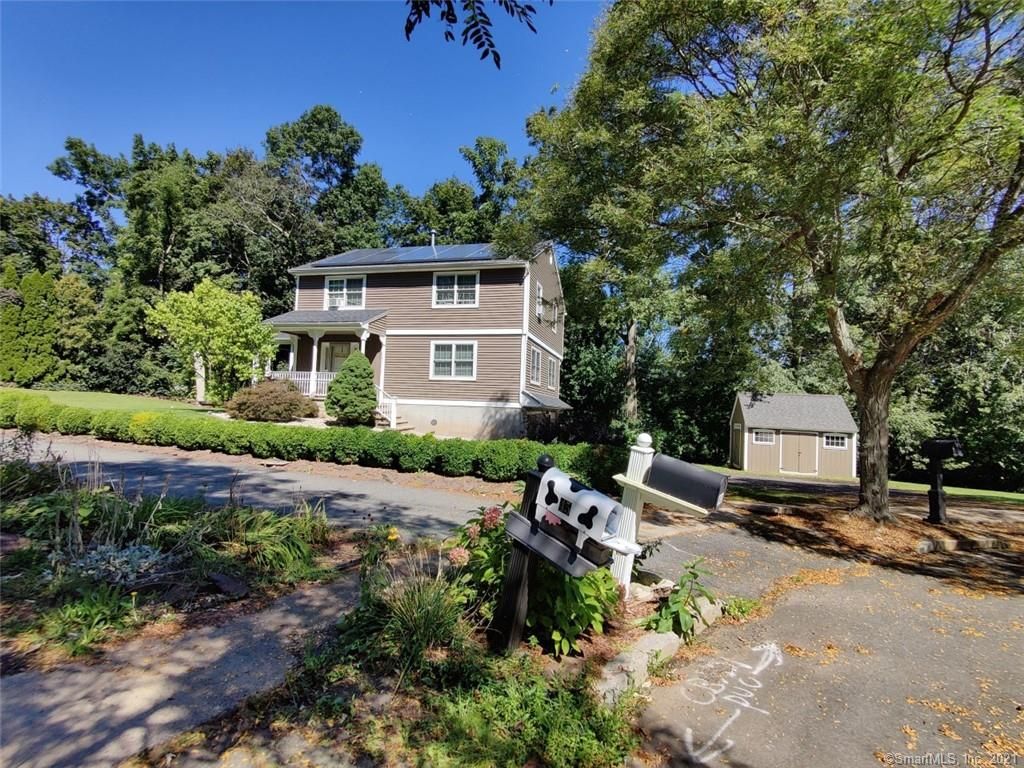 39 Jimmy Ln, Meriden, CT 06450