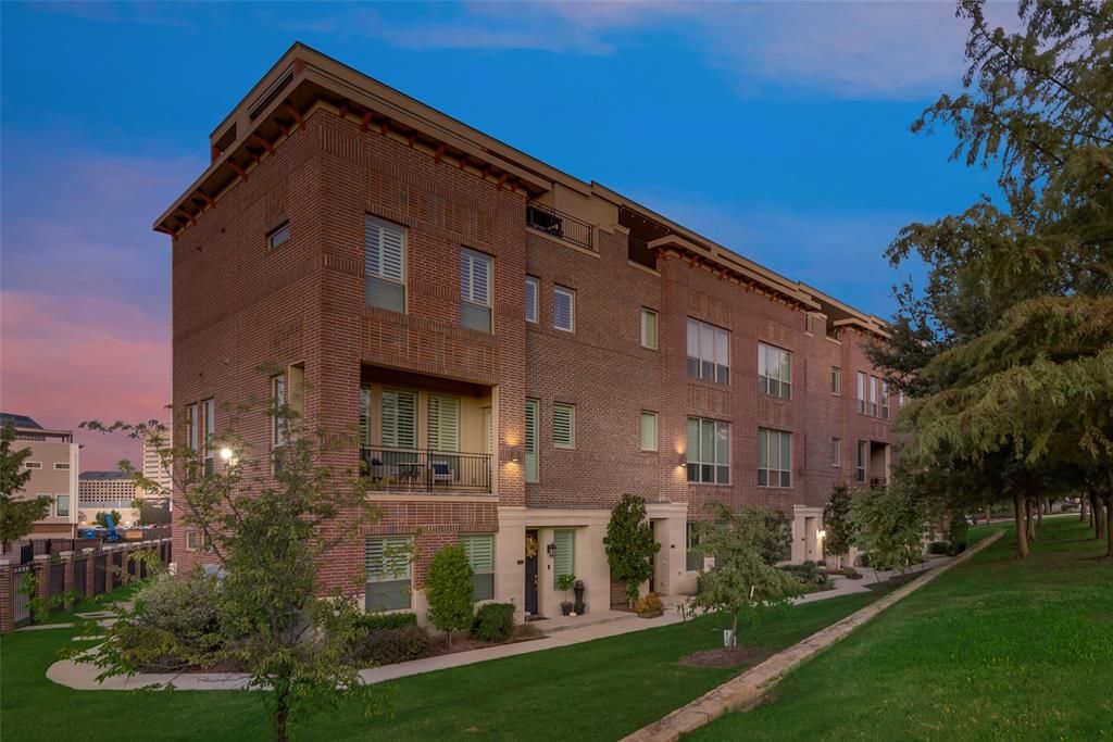 101 Decker Ct #303, Irving, TX 75062