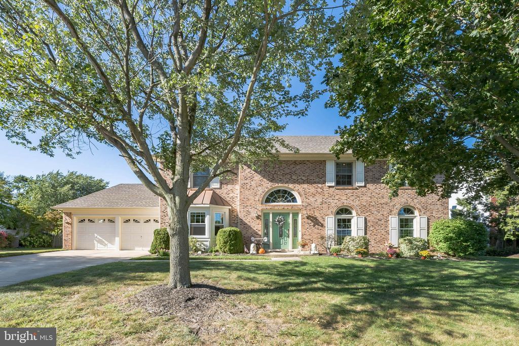 38 Winchester Dr, Sewell, NJ 08080