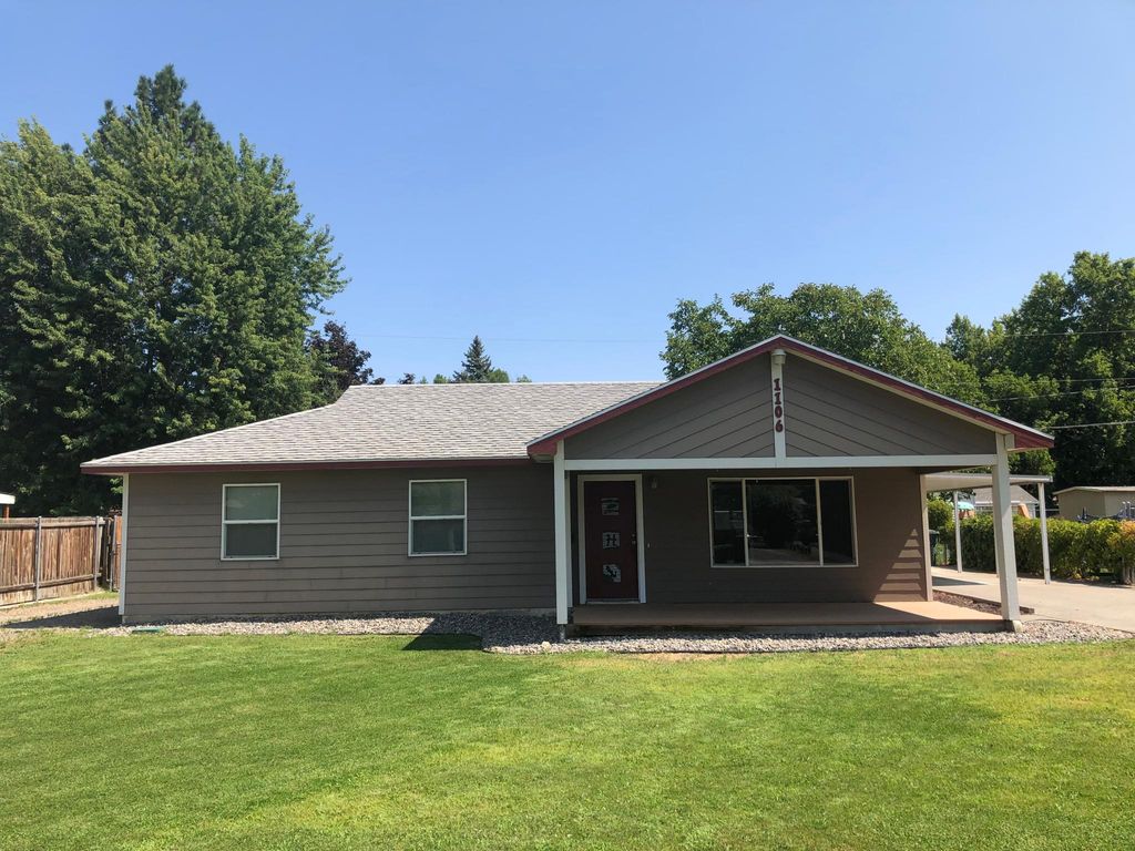 1106 Cedar Ave, Richland, WA 99354