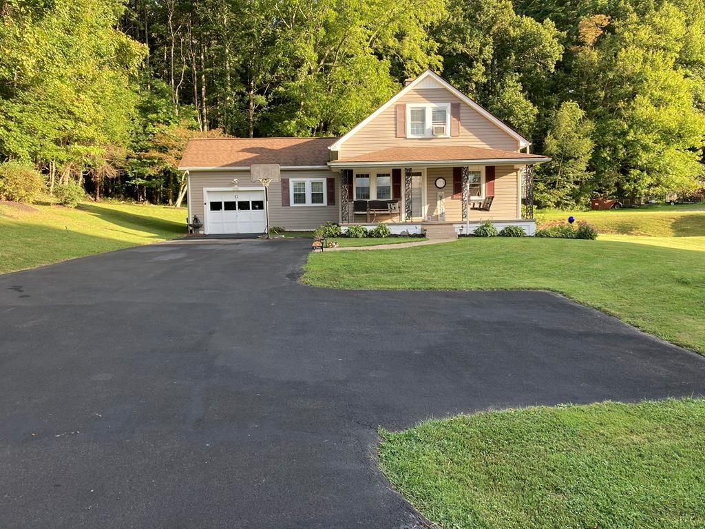 1746 Howlett St, Hillsville, VA 24343 Trulia