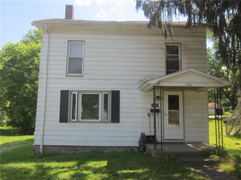 234 E Neshannock Ave, New Wilmington, PA 16142