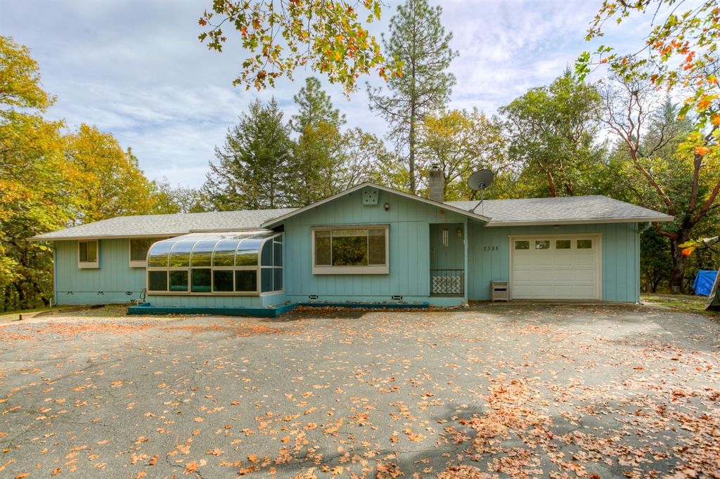 2388 Midway Ave, Grants Pass, OR 3 Bed, 3 Bath SingleFamily Home