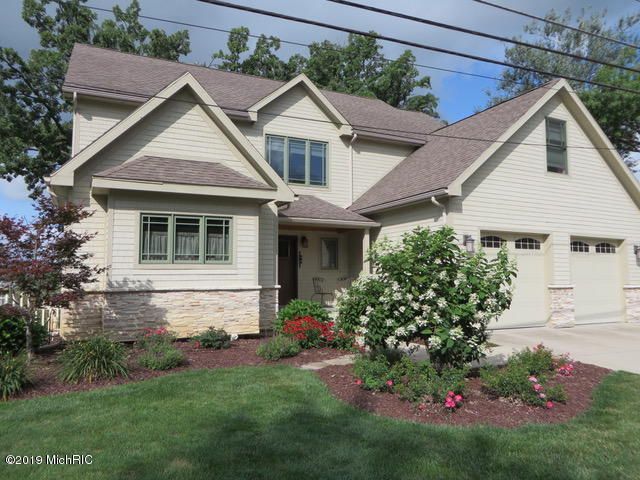 550 Lake Dr, Coldwater, MI 49036